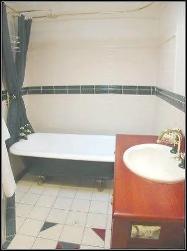 Brisbane'S Best Indooroopilly Hotel Toowong  Brisbane